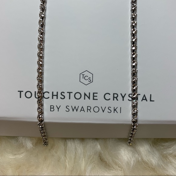 Touchstone Crystal “Off The Chain Earrings” 3 1/4” - Picture 3 of 5